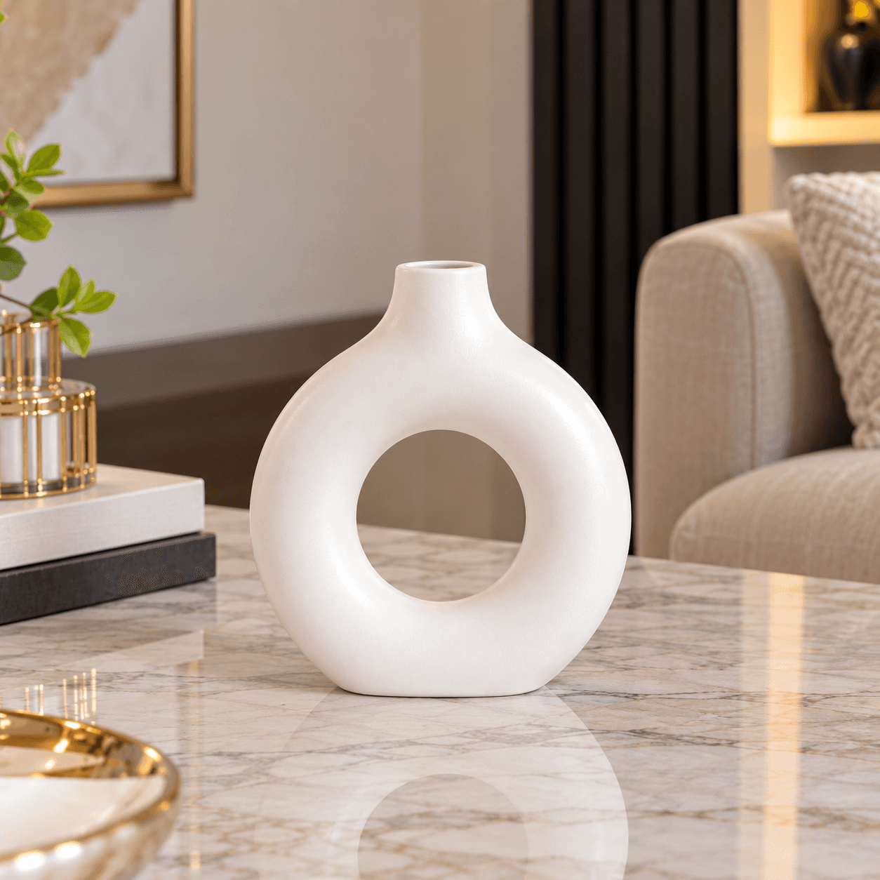Doughnut vase product photo