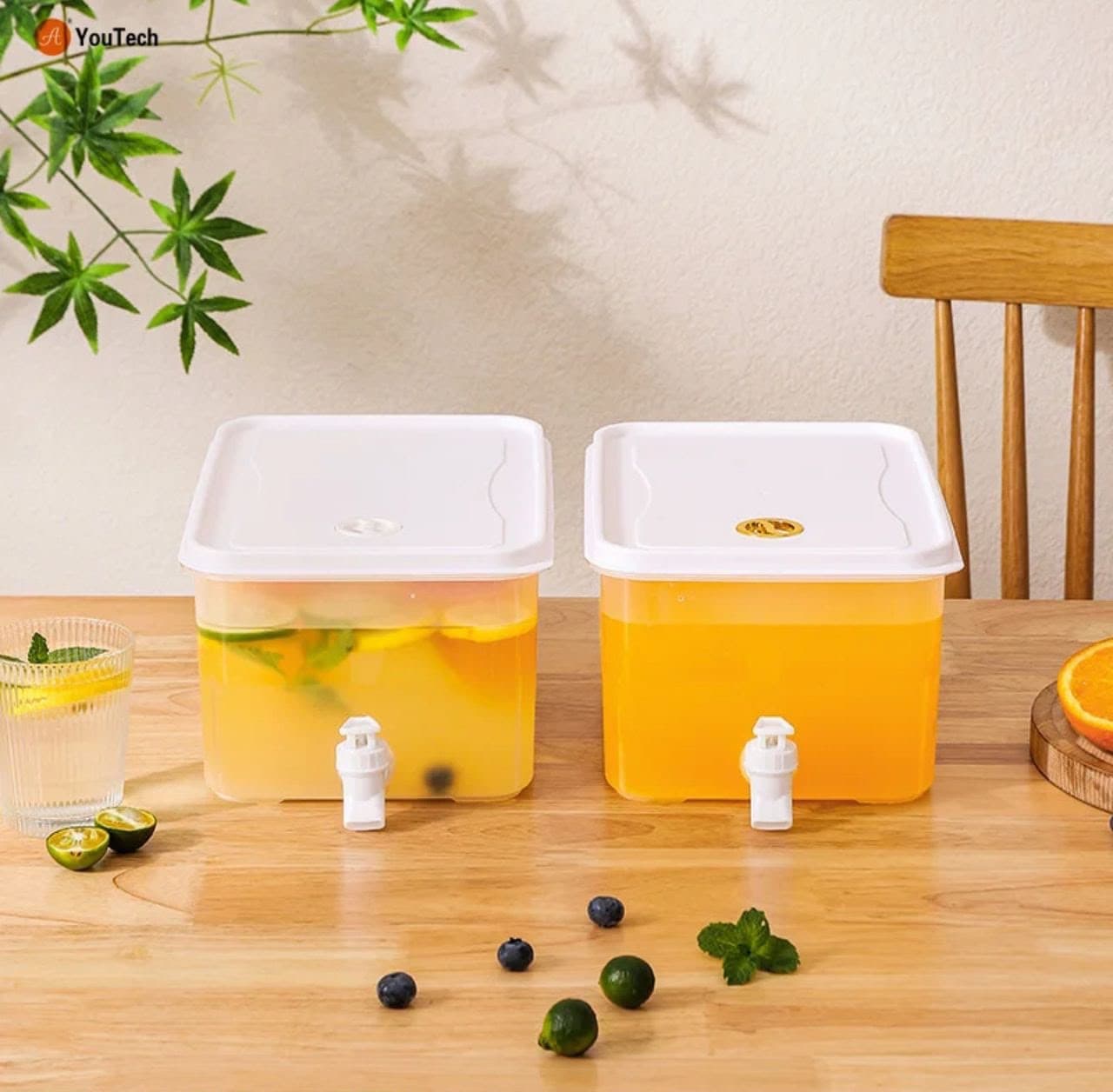 Juice dispenser product photo